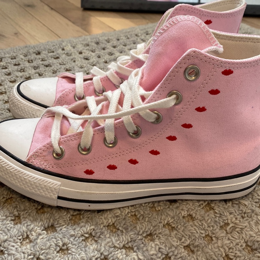 Valentine’s Day converse